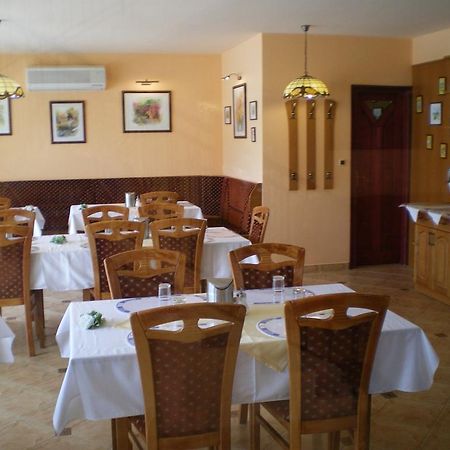 Mediterran-Apartmanok-Harkány Eksteriør bilde