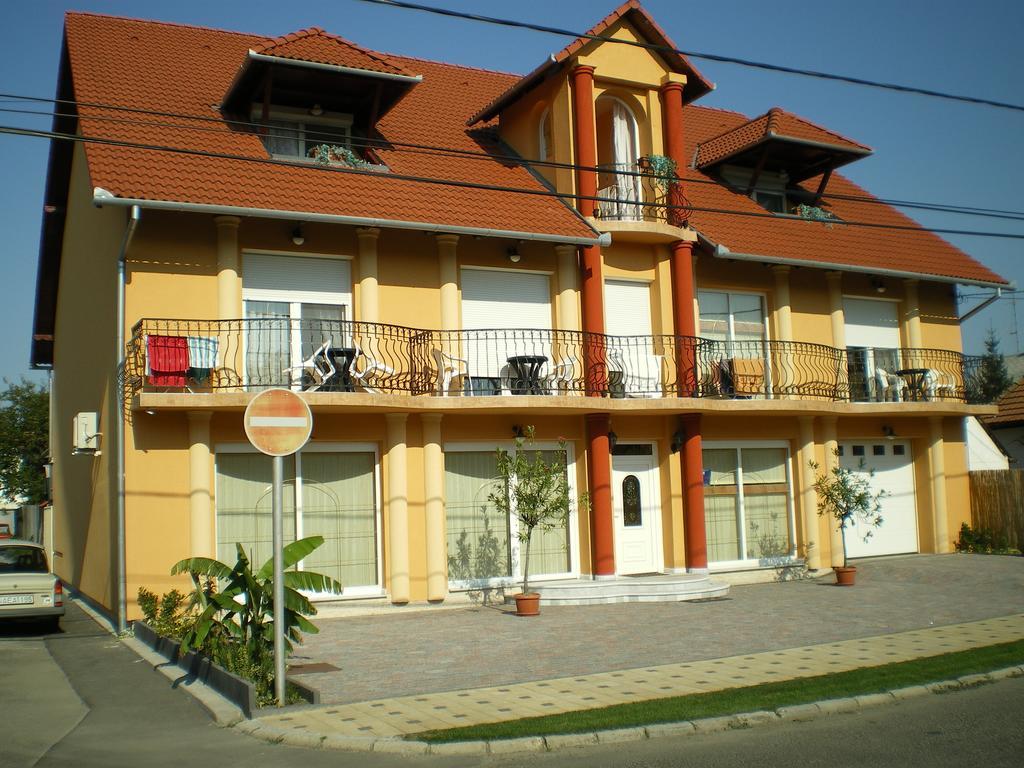 Mediterran-Apartmanok-Harkány Eksteriør bilde