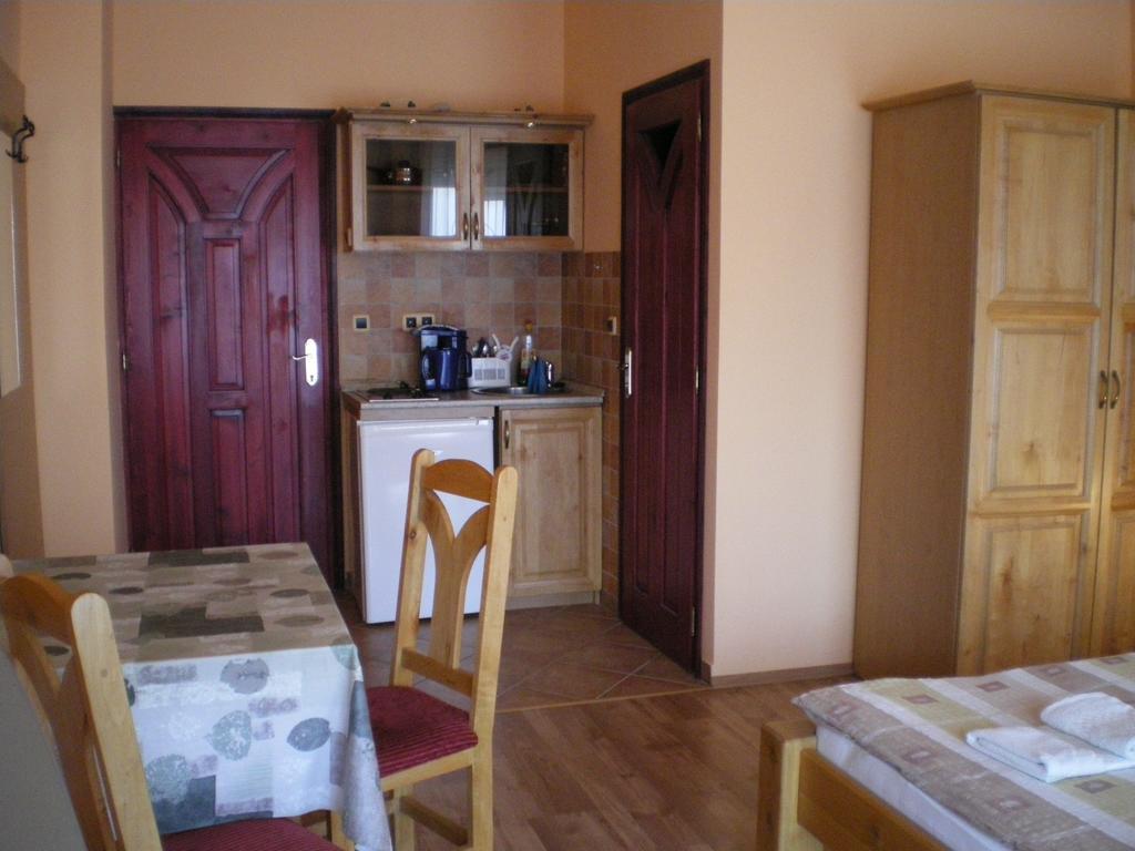 Mediterran-Apartmanok-Harkány Eksteriør bilde