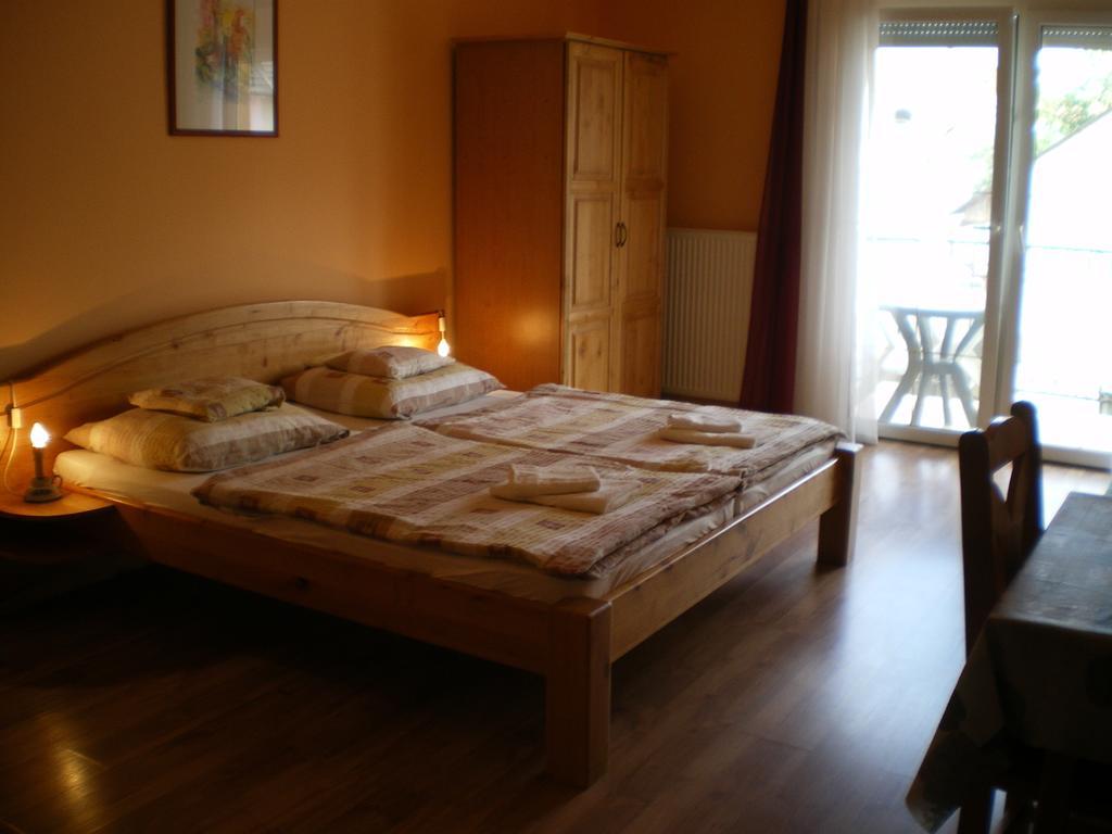 Mediterran-Apartmanok-Harkány Rom bilde